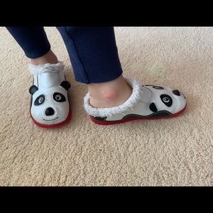 Zoologan slippers